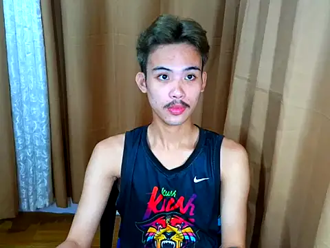 UrasianCummer02 live