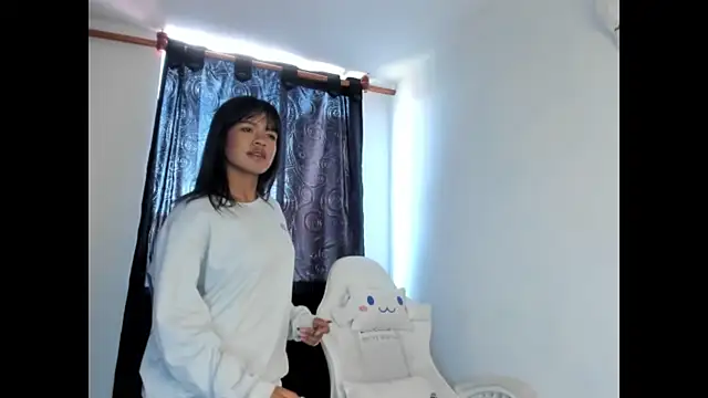 meganthompsonn22 live
