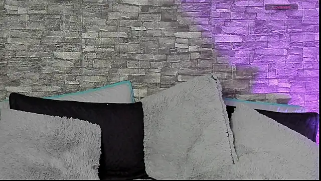 Anne_velvett live