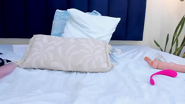 mayaevansmg live