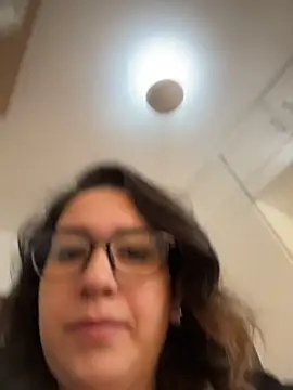 amooraaamoon live