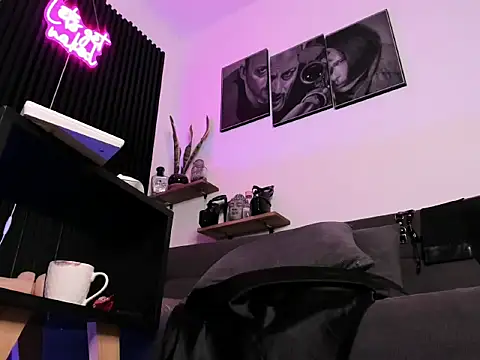 SadieManson_ live
