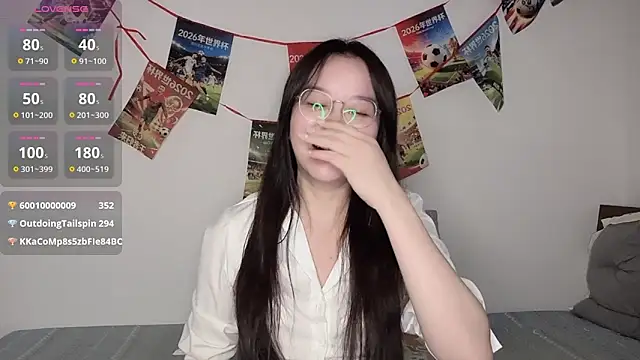 77-Vicky live