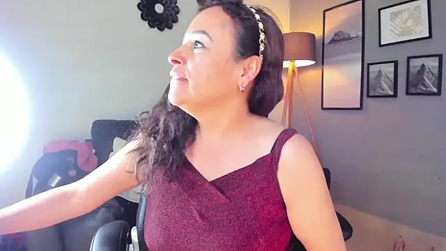 Ivonne_4 live
