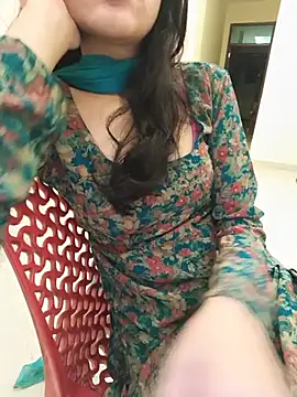 zoya_baby_ live