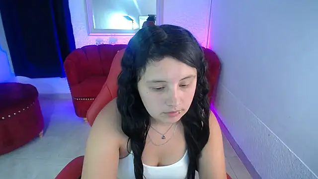 nathaly_low1 live