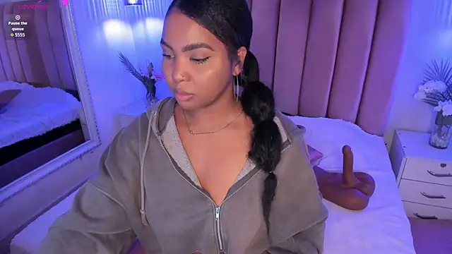 madisoncurt_ live