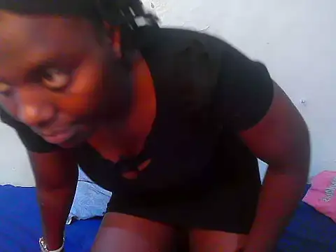 East_queene live