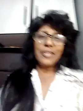 MsAttitude live