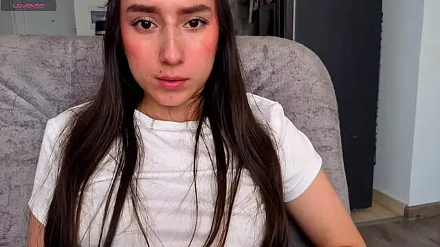 Adhara_Kitten live