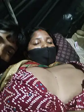 Indiandesicouple155 live
