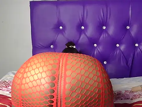 EbonyOrgasmPie live