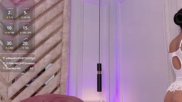 Scarlett-Banner live