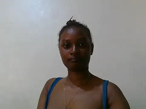 ebonyslut4U live