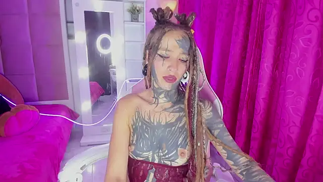Lucy_Doll8 live