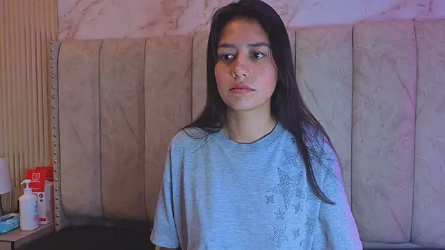 Alahia_Bloom live