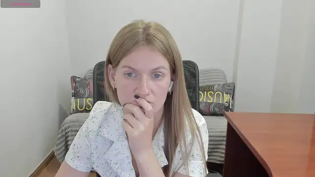 Alisha_Skyes live