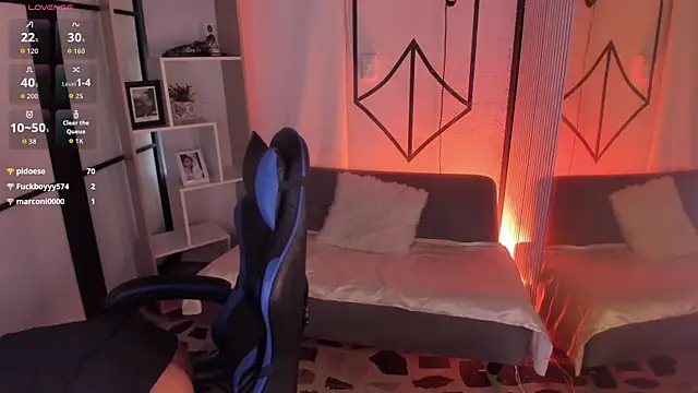 SophieWatson_ live