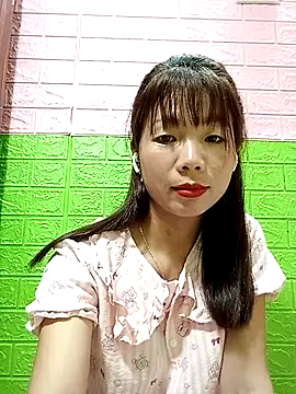 AmyLinee01 live