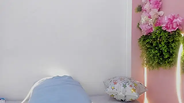 Mikasa_Horny live