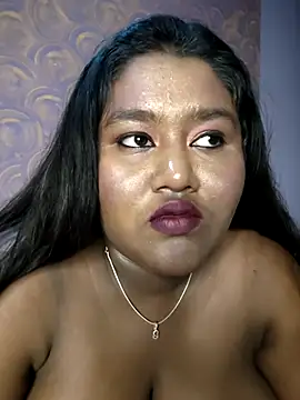 horny_diana live