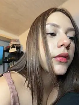 HayleyRoss_ live