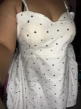 urs_sexy_sara live