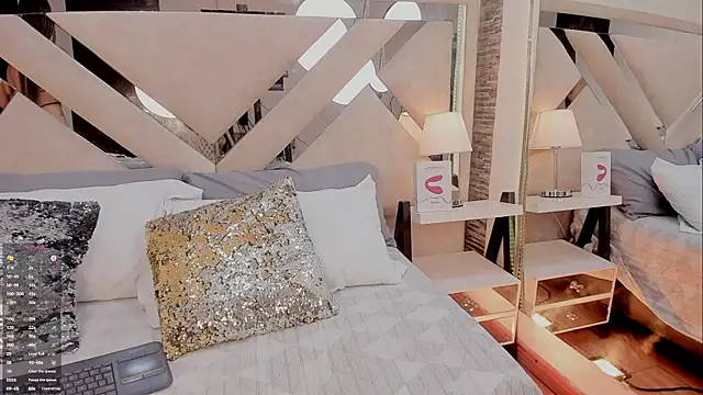 Megan_delarosse live