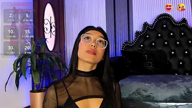 LunaVelour13 profile