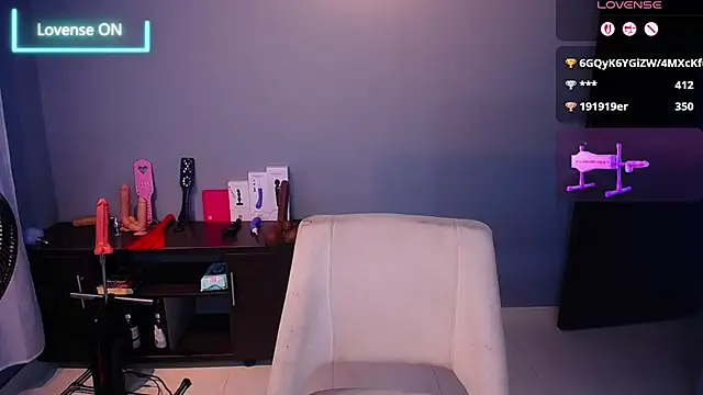 sashaHarding11 live