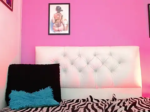 Pamelabuny live