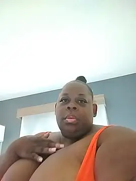 Pinkchocolatebbw live