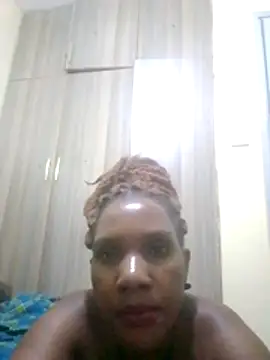 Creamymom4 live