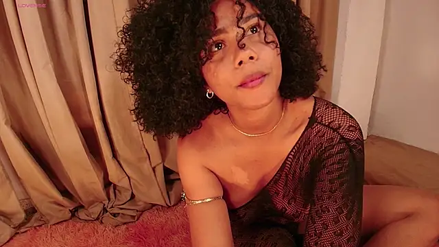 Hilaryebony_ live