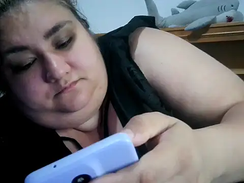 nicholle live