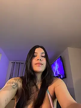 MarenaLovely live