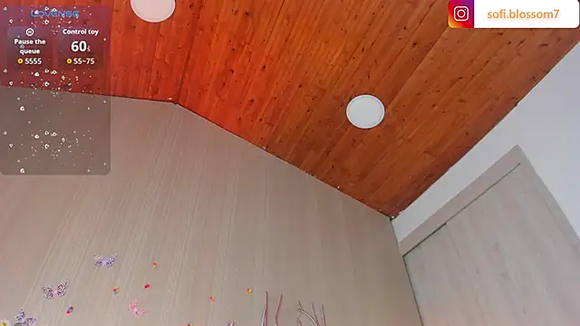 Sofi_Blossom live