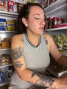 SofiaBrown_Pink live