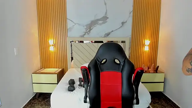 KAROLLJONES1 live