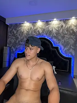 DilanMiller_ live