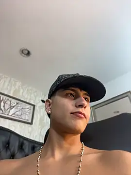Lander_Cruz live
