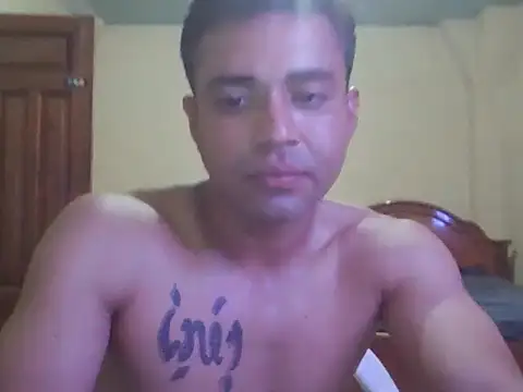 User_02_ live