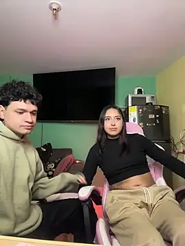 hotlatinocouple__ live