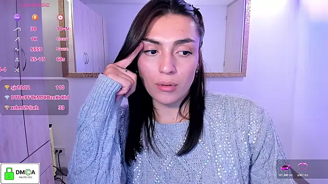 EricaVanderhill live