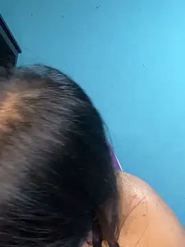 April_Becker live