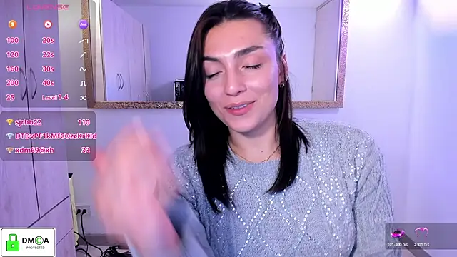 EricaVanderhill live