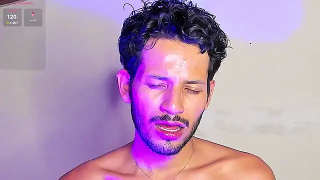 Nicholasrodrii live