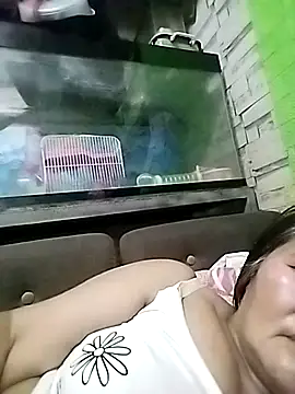 Hotsexymomcams4u live