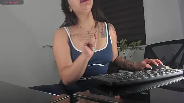 Emmaa_allen live