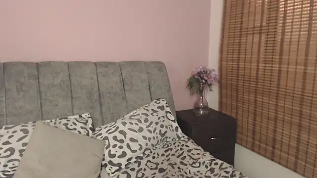 Samantha__Benet live